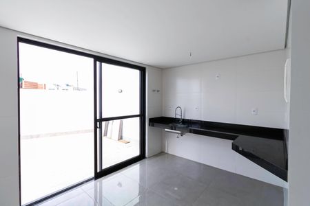 Casa à venda com 181m², 3 quartos e 2 vagas Casa à venda com 181m², 3 quartos e 2 vagasCozinha
