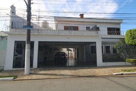 Casa à venda com 134m², 4 quartos e 5 vagasFachada 