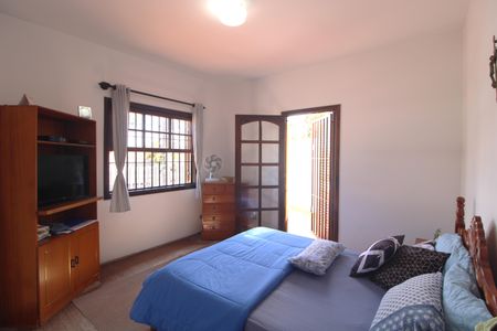 Casa à venda com 134m², 4 quartos e 5 vagasSuite 1