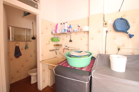 Casa à venda com 134m², 4 quartos e 5 vagasÁrea de Serviço