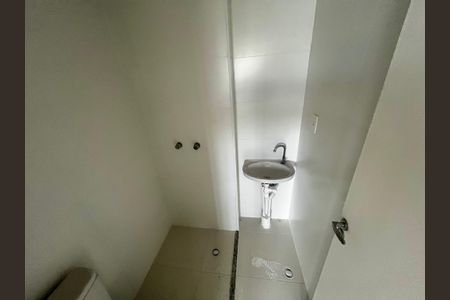Studio à venda com 40m², 2 quartos e sem vaga Studio à venda com 40m², 2 quartos e sem vagaBanheiro