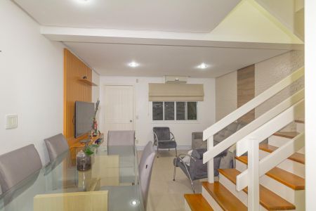 Casa de condomínio à venda com 88m², 3 quartos e 2 vagas Casa de condomínio à venda com 88m², 3 quartos e 2 vagasSala