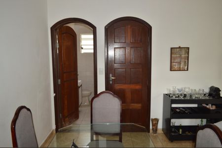 Casa à venda com 170m², 3 quartos e 1 vagaSala