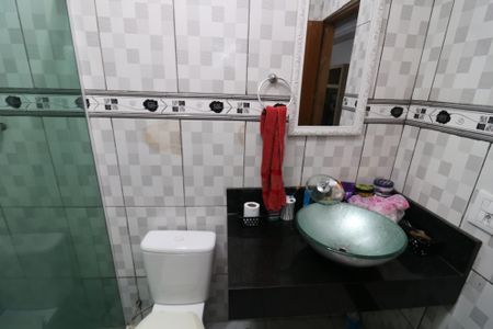 Casa à venda com 390m², 2 quartos e 2 vagasBanheiro