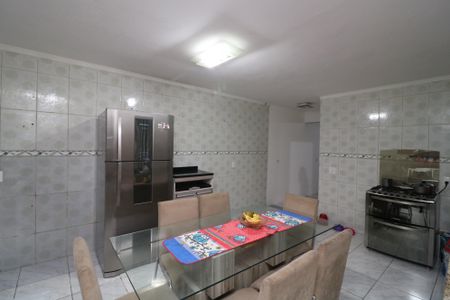 Casa à venda com 390m², 2 quartos e 2 vagasCozinha