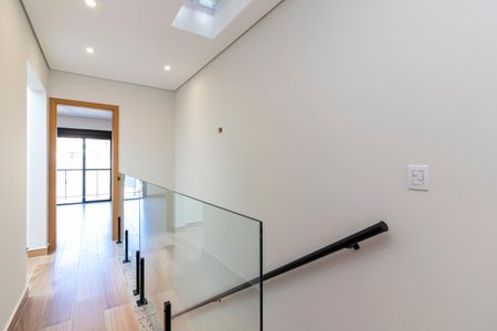 Casa à venda com 150m², 3 quartos e 3 vagas Casa à venda com 150m², 3 quartos e 3 vagasCorredor dos Quartos