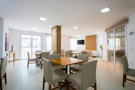 Apartamento à venda com 84m², 3 quartos e 2 vagas Apartamento à venda com 84m², 3 quartos e 2 vagasÁrea comum - Salão de festas