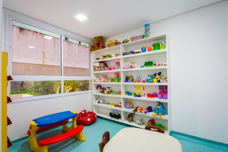 Apartamento à venda com 84m², 3 quartos e 2 vagas Apartamento à venda com 84m², 3 quartos e 2 vagasÁrea comum - Brinquedoteca