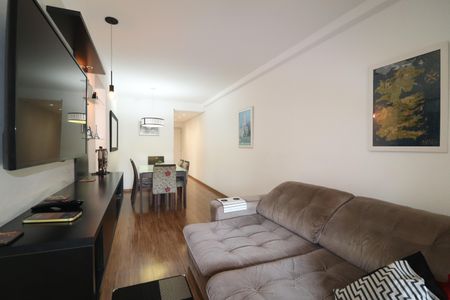 Apartamento à venda com 84m², 3 quartos e 2 vagasSala