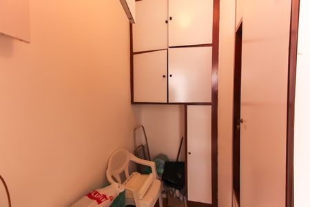 Apartamento à venda com 124m², 2 quartos e 1 vaga Apartamento à venda com 124m², 2 quartos e 1 vagaÁrea de Serviço