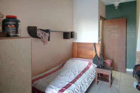 Casa à venda com 232m², 2 quartos e 4 vagasSemi suite 2