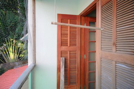 Casa à venda com 232m², 2 quartos e 4 vagasVaranda da Semi suite 2