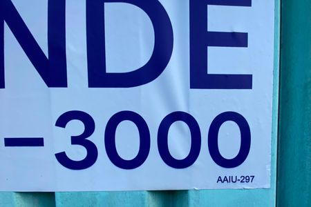 Casa à venda com 232m², 2 quartos e 4 vagasPlaca