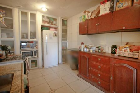 Casa à venda com 232m², 2 quartos e 4 vagasCozinha