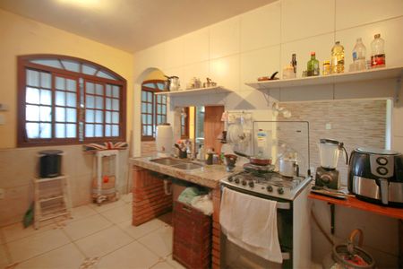 Casa à venda com 232m², 2 quartos e 4 vagasCozinha