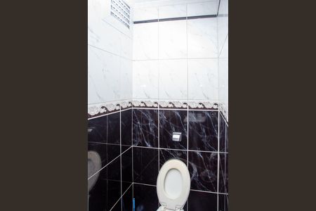 Casa à venda com 157m², 3 quartos e 2 vagasLavabo