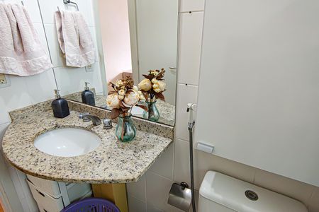 Apartamento à venda com 78m², 2 quartos e 1 vagaBanheiro da Suíte