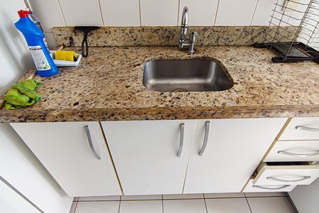 Apartamento à venda com 78m², 2 quartos e 1 vagaCozinha e Área de Serviço