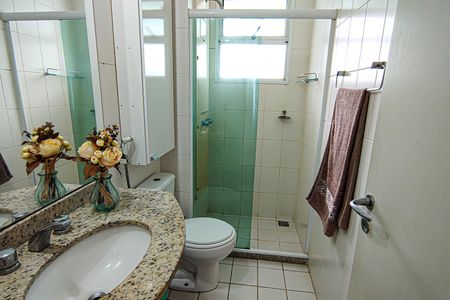 Apartamento à venda com 78m², 2 quartos e 1 vagaBanheiro da Suíte