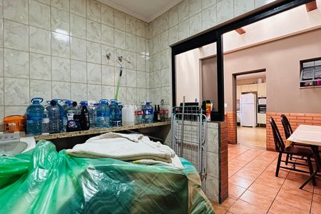 Casa à venda com 190m², 3 quartos e 5 vagas Casa à venda com 190m², 3 quartos e 5 vagasÁrea de Serviço