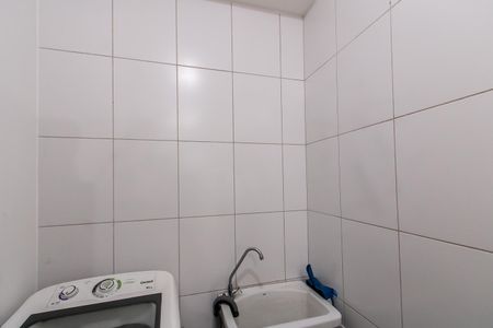 Apartamento à venda com 33m², 2 quartos e sem vaga Apartamento à venda com 33m², 2 quartos e sem vagaÁrea de Serviço