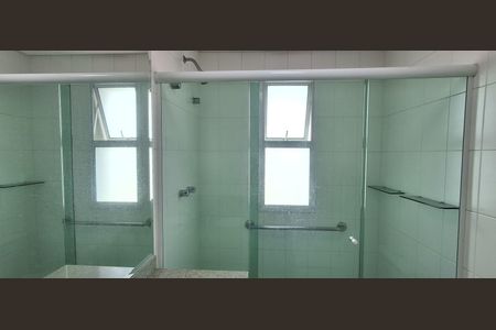 Apartamento à venda com 144m², 4 quartos e 3 vagasBanheiro Suíte 1