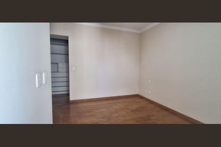Apartamento à venda com 144m², 4 quartos e 3 vagasSuíte 1