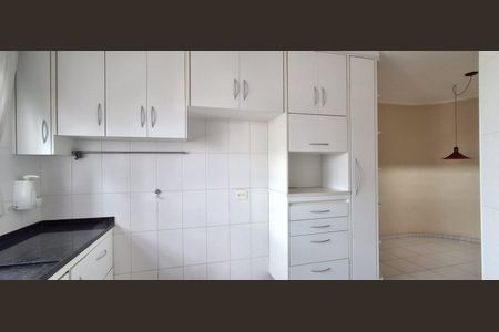 Apartamento à venda com 144m², 4 quartos e 3 vagasCozinha