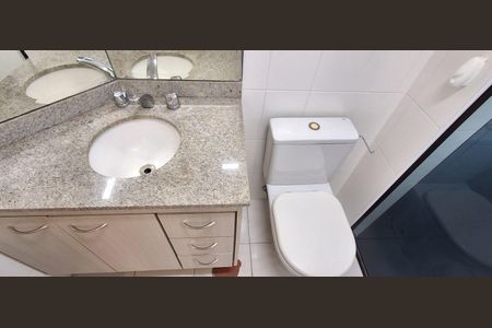 Apartamento à venda com 144m², 4 quartos e 3 vagasBanheiro Suíte 2