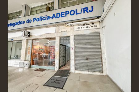 Apartamento à venda com 30m², 1 quarto e sem vaga Apartamento à venda com 30m², 1 quarto e sem vagaFachada
