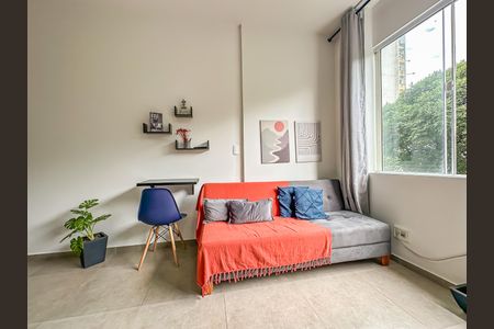 Apartamento à venda com 30m², 1 quarto e sem vaga Apartamento à venda com 30m², 1 quarto e sem vagaSala/Quarto