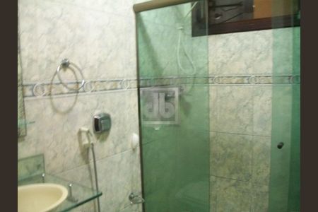 Casa à venda com 278m², 5 quartos e 2 vagas