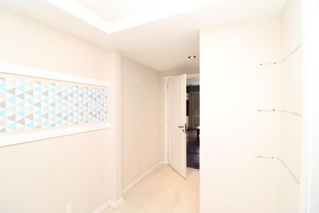 Casa à venda com 707m², 6 quartos e 4 vagasSuíte 1