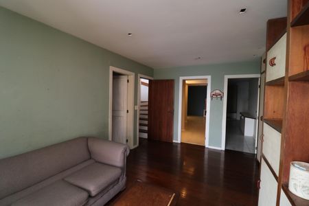 Casa à venda com 707m², 6 quartos e 4 vagasSala 2