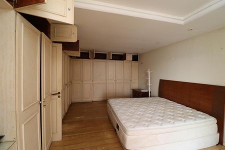 Casa à venda com 707m², 6 quartos e 4 vagasSuíte 3