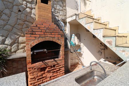 Casa à venda com 707m², 6 quartos e 4 vagasÁrea da piscina