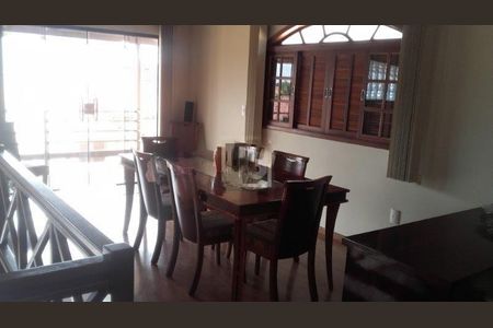 Casa à venda com 360m², 4 quartos e 3 vagas