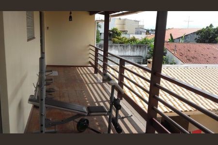 Casa à venda com 360m², 4 quartos e 3 vagas
