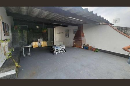 Casa à venda com 176m², 3 quartos e 2 vagas