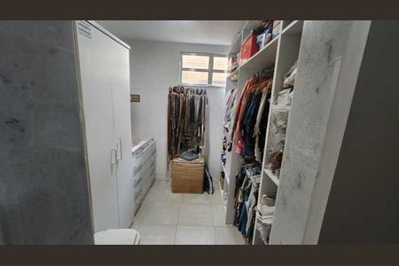 Casa à venda com 176m², 3 quartos e 2 vagas