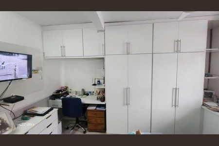 Casa à venda com 176m², 3 quartos e 2 vagas