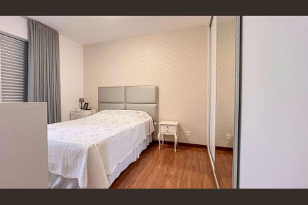 Apartamento à venda com 120m², 3 quartos e 2 vagas