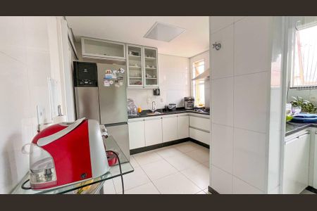 Apartamento à venda com 120m², 3 quartos e 2 vagas