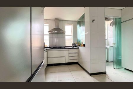 Apartamento à venda com 120m², 3 quartos e 2 vagas