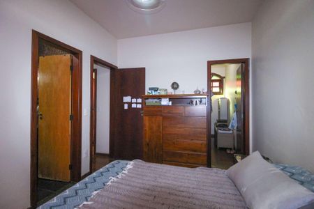 Casa à venda com 294m², 4 quartos e 3 vagas