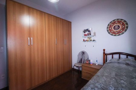 Casa à venda com 294m², 4 quartos e 3 vagas