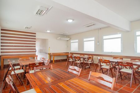 Apartamento à venda com 41m², 1 quarto e sem vaga Apartamento à venda com 41m², 1 quarto e sem vagaÁrea comum - Salão de festas