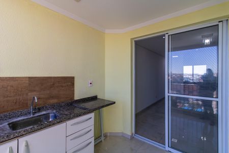 Apartamento à venda com 57m², 2 quartos e 1 vaga Apartamento à venda com 57m², 2 quartos e 1 vagaVaranda