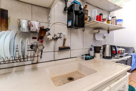 Apartamento à venda com 48m², 1 quarto e sem vaga Apartamento à venda com 48m², 1 quarto e sem vagaCozinha