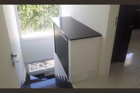 Casa à venda com 630m², 4 quartos e 12 vagas